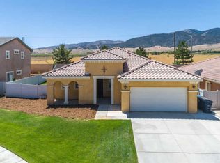 1010 Carolyn Ln, Tehachapi, CA 93561