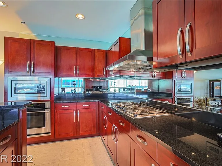 4575 Dean Martin Dr #1112 — Photo 10