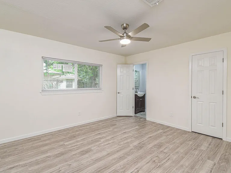 5003 Denoron Dr — Photo 23