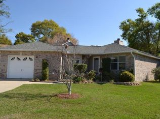 3300 Mariners Oaks Ct, Pensacola, FL 32526