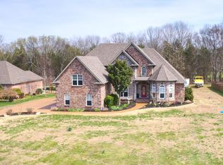 1816 Pointe Courte, Lebanon, TN 37087