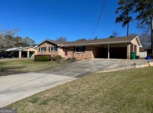 4190 Smithfield Dr, Tucker, GA 30084