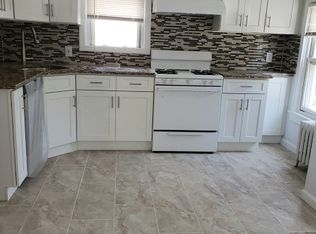 130 Kings Rd #2, Madison, NJ 07940