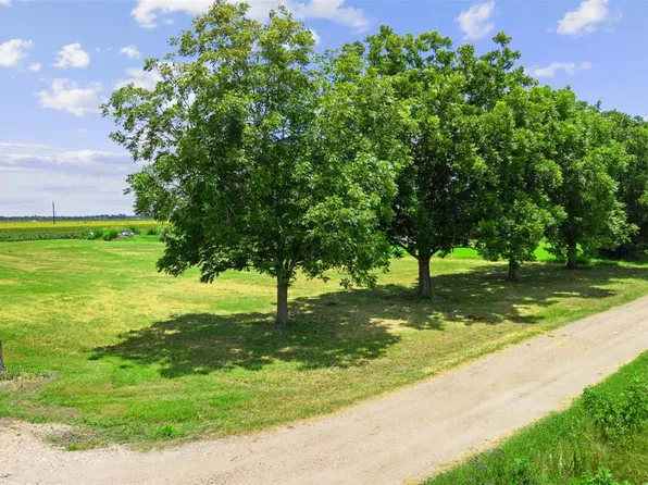 17420 Penwood Rd, East Bernard, TX 77435