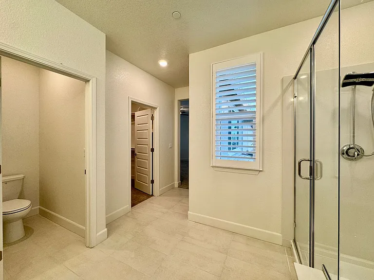 6089 Waddington Way — Photo 32