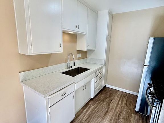 5th image of 4379 Hamilton St APT 4