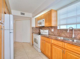 2007 SE 26th Ln #104, Homestead, FL 33035