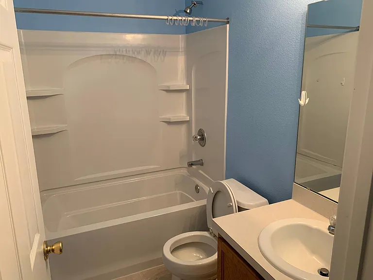 187 Crete Ct — Photo 13