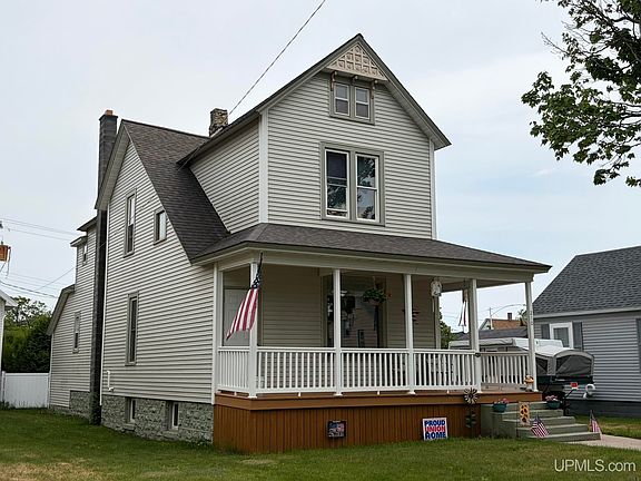 2nd image of 210 N 13th St