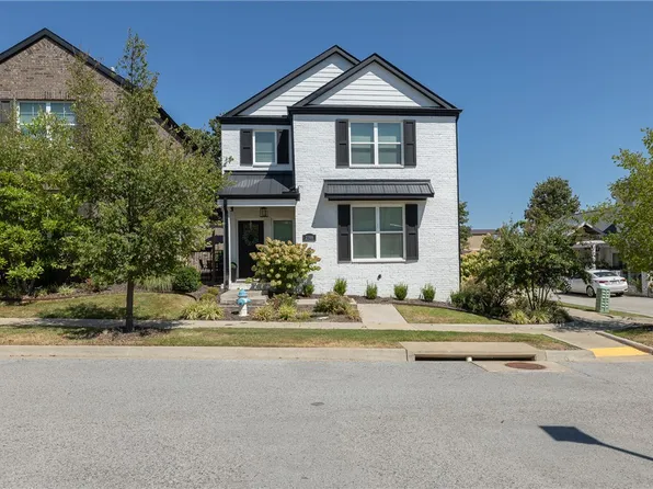 2398 E Frontier Elm Dr, Fayetteville, AR 72703