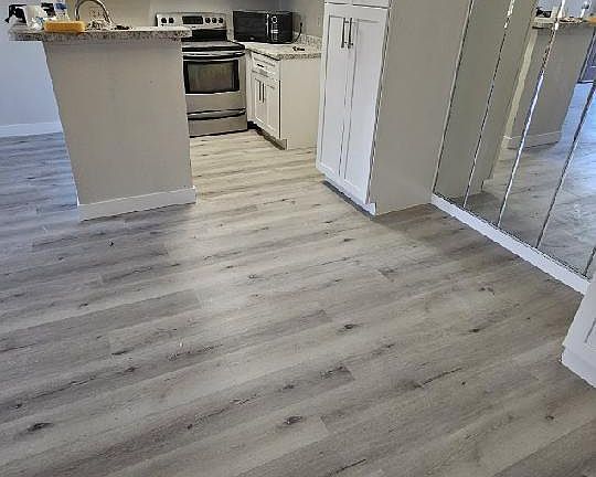 4th image of 3601 W TIERRA BUENA Lane #230