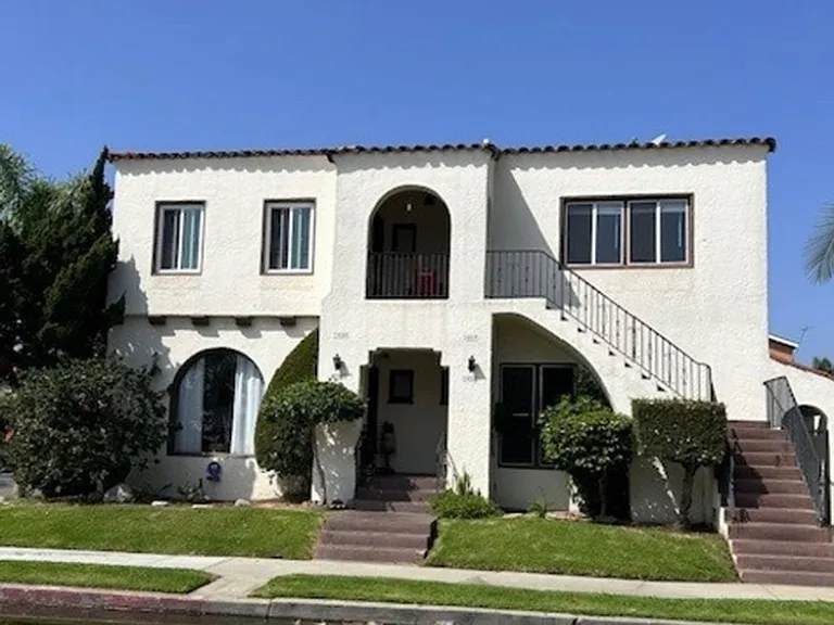 1053-1059 Mira Mar Ave #3751-3753 — Photo 11