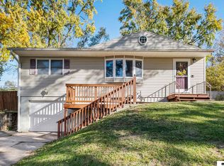 105 Chevro Ln, Bellevue, NE 68005
