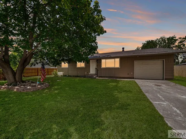 365 Bob O Link Dr, Idaho Falls, ID 83401
