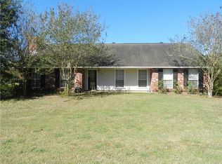 634 Downs Ln, Alexandria, LA 71303