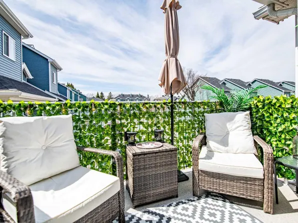 5220 50a Ave #1205, Sylvan Lake, AB T4S 1E5