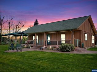 17899 SE Grand Island Rd, Dayton, OR 97114