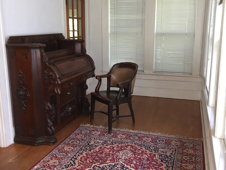 155 S Fountain St #UPSTAIRS — Photo 9