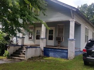 606 W Wood St, Paris, TN 38242