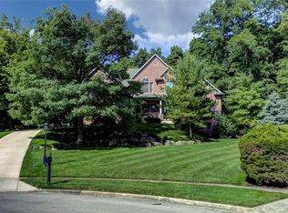325 Aspen Trl, Dayton, OH 45430