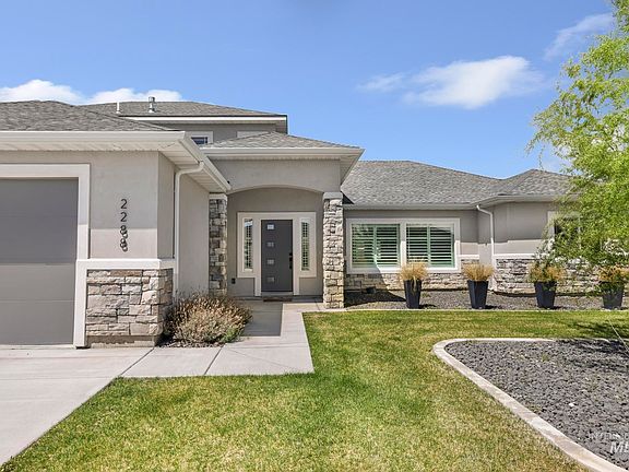 2nd image of 2288 Eaton Pl