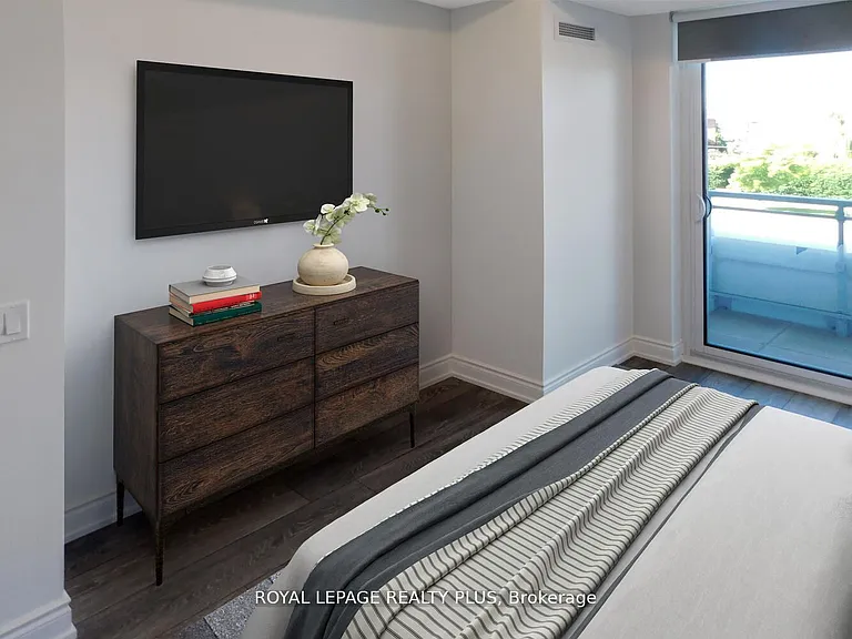 1050 Main St E #208 — Photo 19