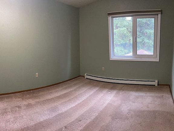 5th image of 1418 Hampstead Ave #126