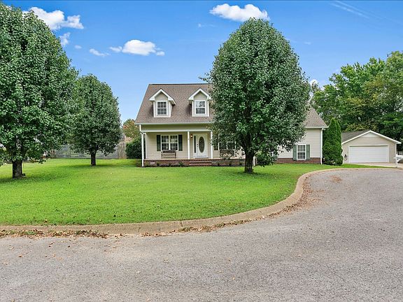 3rd image of 2838 Rachel Ln
