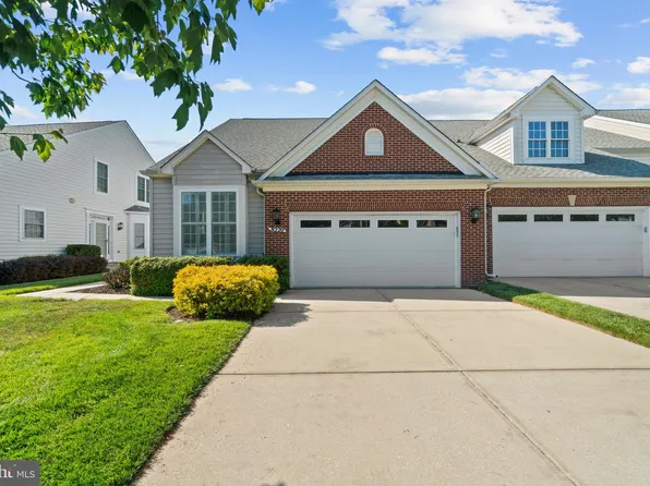 8220 Academy Rd #22, Ellicott City, MD 21043