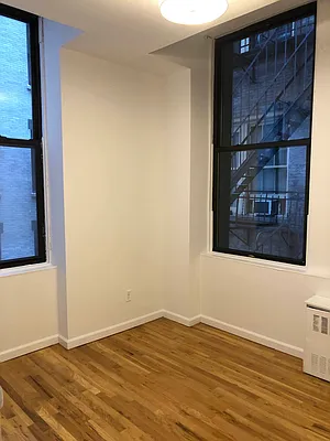 Rented by City Connections Realty | media 3