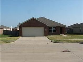 811 Dove Meadows Dr, Arlington, TX 76002