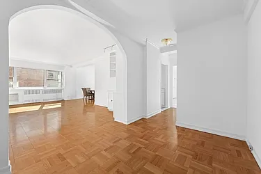 40 East 78th Street, #10B