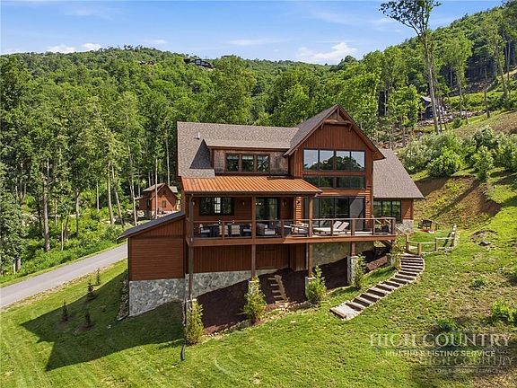 2nd image of 37 Tioga Drive