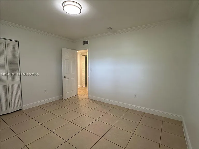 2536 Van Buren St #5A — Photo 20