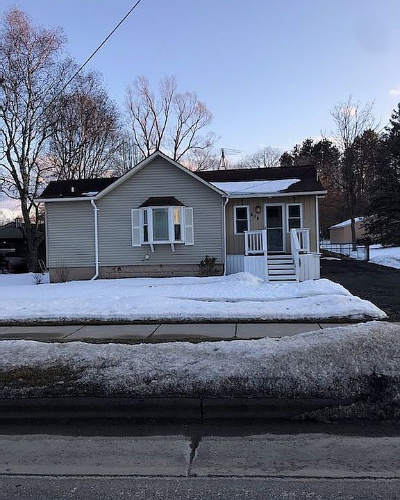 814 E. Maple St