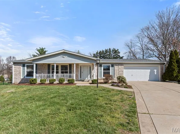 5023 Waringford Dr, Saint Louis, MO 63128