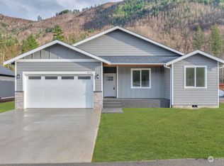 8232 Gold Run Dr, Maple Falls, WA