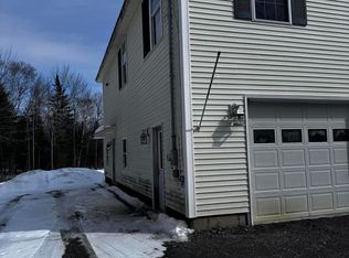 21 Glazier Ln, Levant, ME 04456