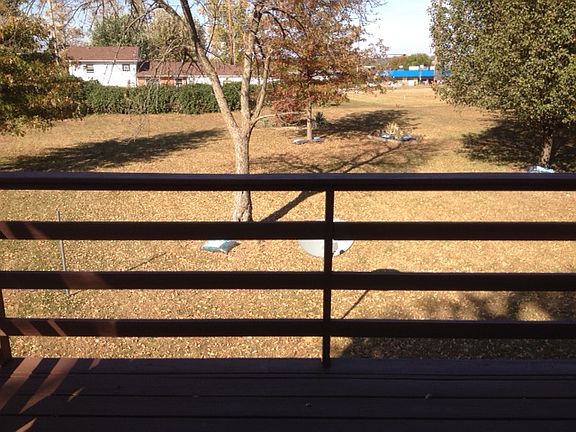 4th image of 5204 Highview Ct