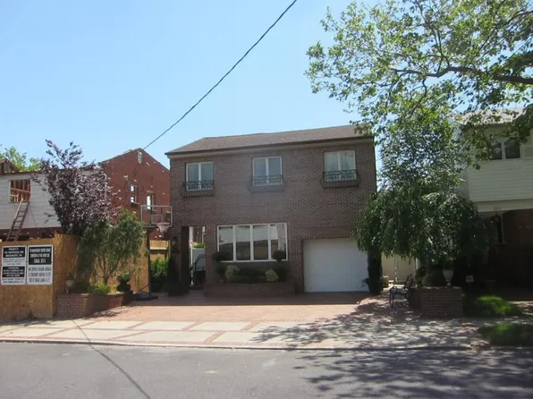 199 Whitman Dr, Brooklyn, NY 11234