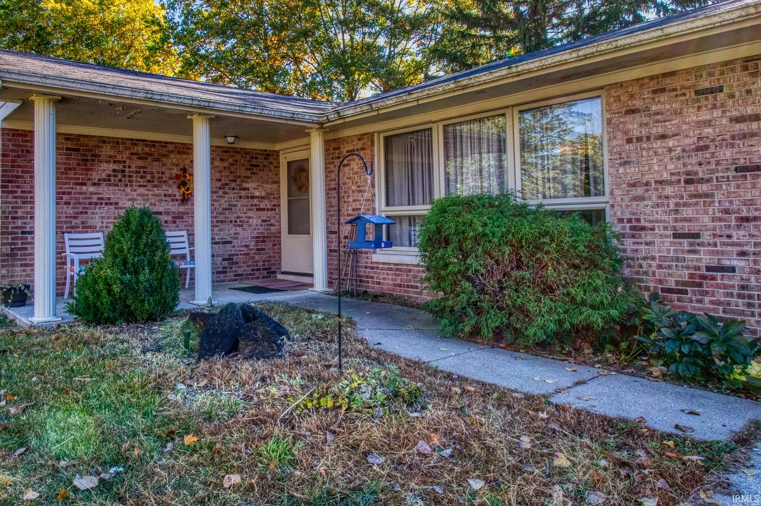 185 Gilliam Dr N photo 1