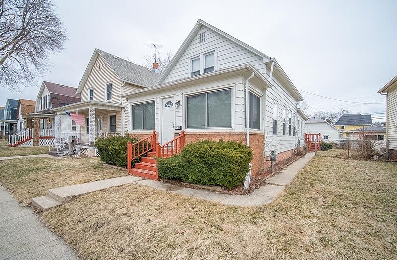 1st image of 1529 Quincy Ave