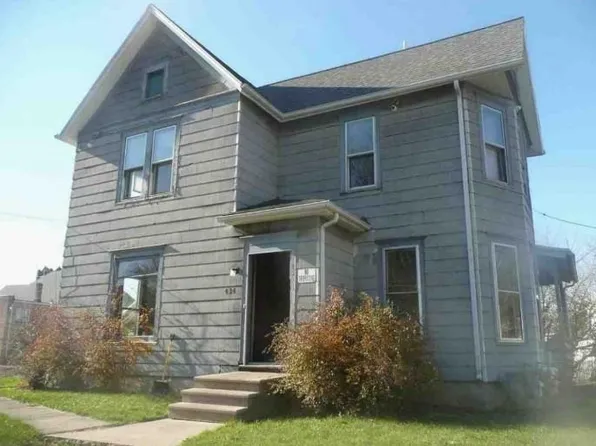 434 S State Ave, Freeport, IL 61032