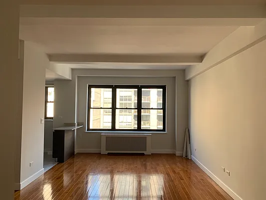 Rented by Stonehenge NYC LLC | media 3