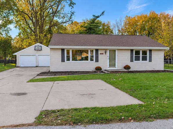 2025 N Lynndale Dr, Appleton, WI 54914