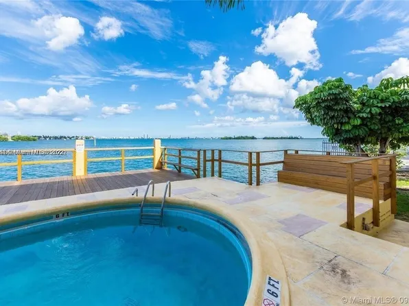 7845 NE Bayshore Ct APT 16, Miami, FL 33138