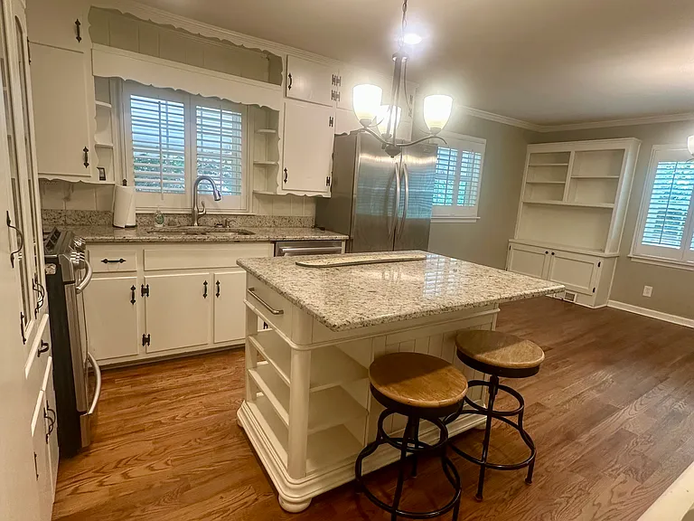 1196 Tuggle Dr — Photo 12