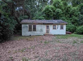 2402 Pennlyn Dr, Tallahassee, FL 32308
