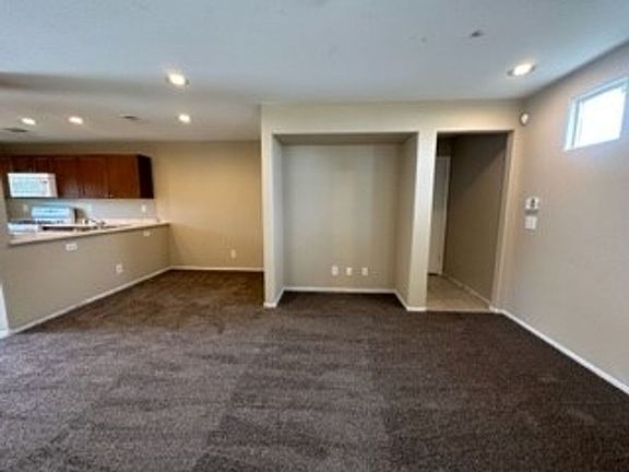 5th image of 7664 Bokhara St