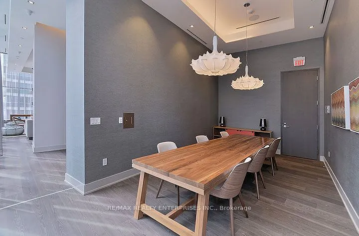 10 York St #1405 — Photo 29